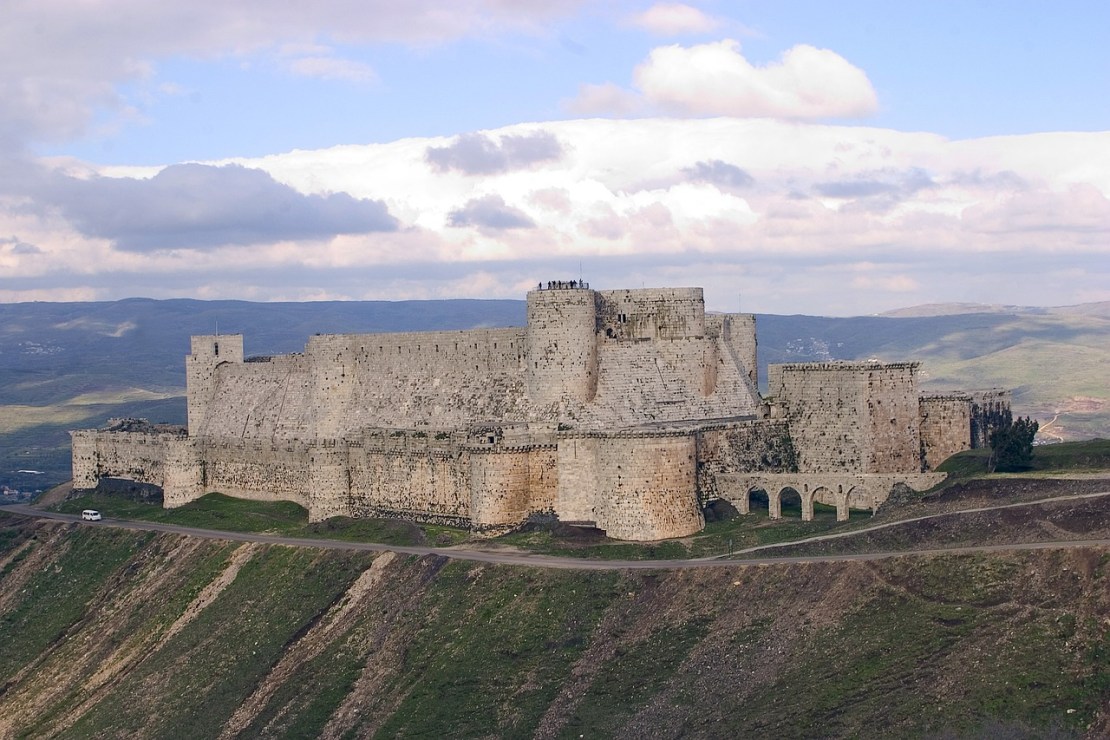 قلعة-الحصن.jpg