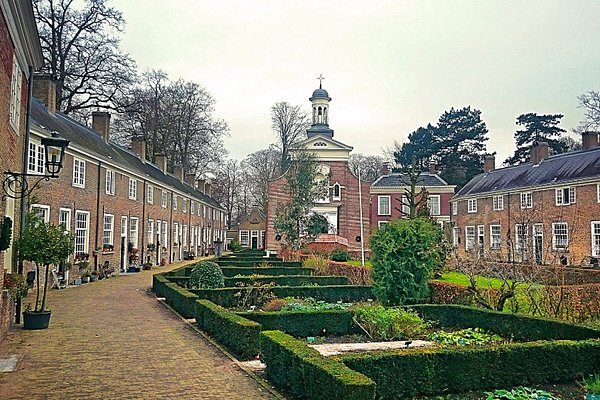 courtyard-begijnhof-breda.jpg