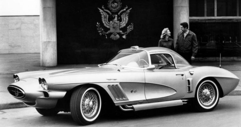 XP-700 Corvette (1958)-770x406.jpg