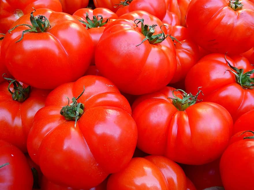 tomatoes-vegetables-red-food.jpg
