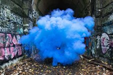 wall-tunnel-blue-smoke-graffiti-leaf-fall.jpg wall-tunnel-blue-smoke-graffiti-leaf-fall.jpg