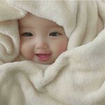 _ مالذي تخبأه تحت بنطالك ؟_ _ انها مصاصة كبيرة !__.jpeg.jpg